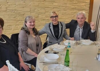 Penzioneri opštine Opovo proslavili 8. mart – Međunarodni dan žena