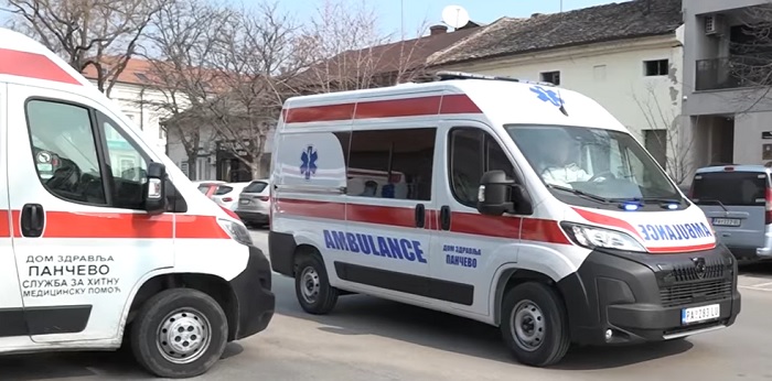Novo sanitetsko vozilo stiglo u Službu hitne medicinske pomoći Pančevo