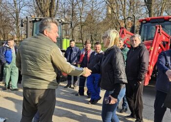 Velika akcija uređenja atarskih puteva u opštini Opovo