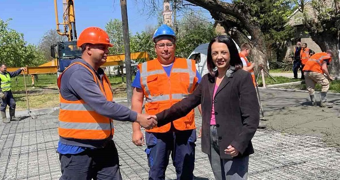 Vitman: Tri dečija igrališta u punoj fazi izgradnje, gradiće se i 4. na Tesli!