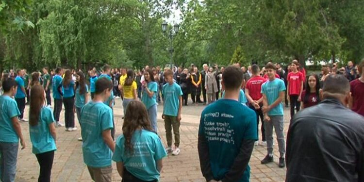 Ples maturanata okupiće u Kovačici više od 300 učesnika