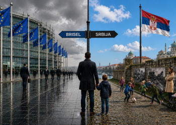 Dva života svake poruke: Brisel i Srbija govore različite jezike