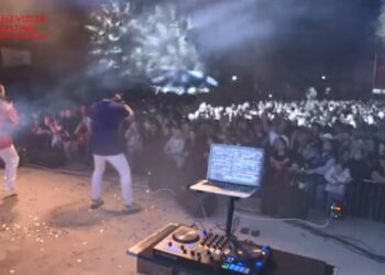 Nezapamćena atmosfera u Kovačici: spektakularni nastupi i 4000 posetilaca na Festivalu devedesetih