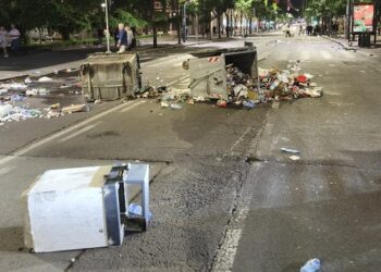 „Gradska čistoća“ najoštrije osuđuje vandalističko paljenje kontejnera, uništavanje grada i komunalne imovine