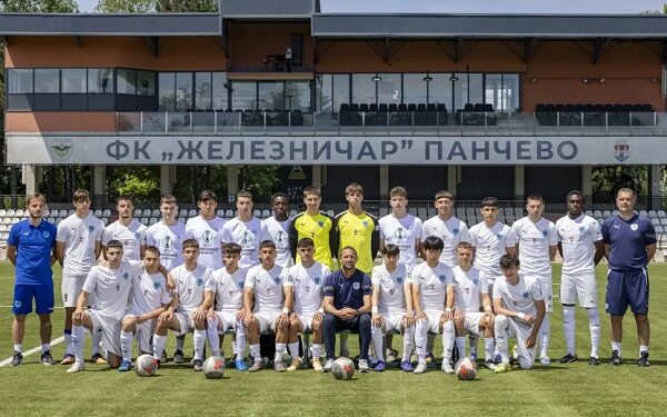 Železničar nastavlja da piše istoriju: Omladinci osvojili veliki trofej