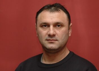 Stolar na „državnim jaslama“, a Srbija mu ne valja?