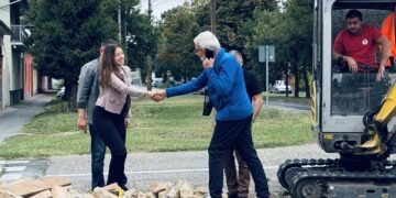 Predsednica opštine Kovin posetila radove na rekonstrukciji vodovodne mreže u Ulici Cara Lazara
