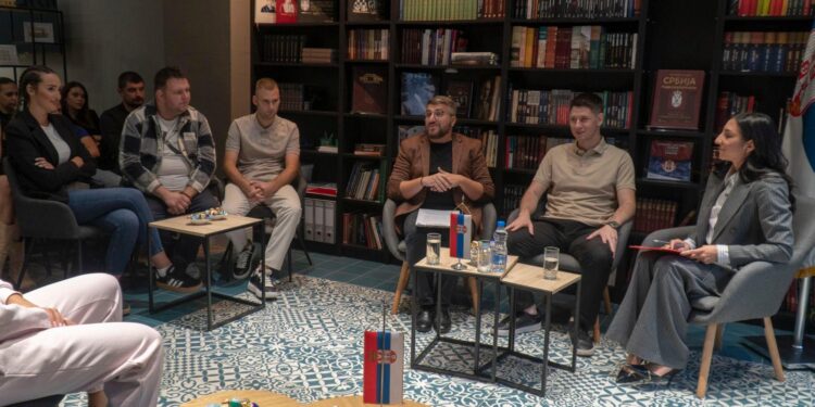 Unija mladih SNS Pančevo organizovala okrugli sto „Srbija sutra – razgovor koji vodimo danas”