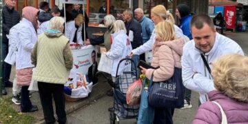 SNS Pančevo: Podrška Aleksandru Vučiću sve veća