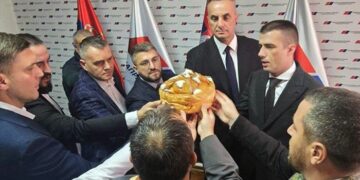 SNS Pančevo proslavio Svetu Petku: Ostajemo uspravi, istrajni i dosledni svojim uverenjima