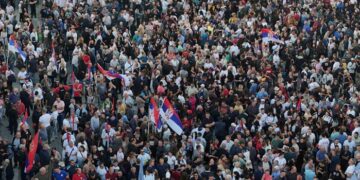 Aleksandra Vučića u Pančevu dočekalo 11 hiljada ljudi: Orilo se „Aco Srbine“!